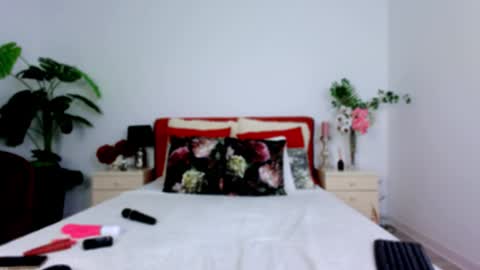 Snapshot of chloecheryy chatting on 11-13-25, 06:01 Chloe online show from 11-13-25, 06:01