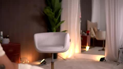 chloedevinex online show from 05-26-26, 04:19