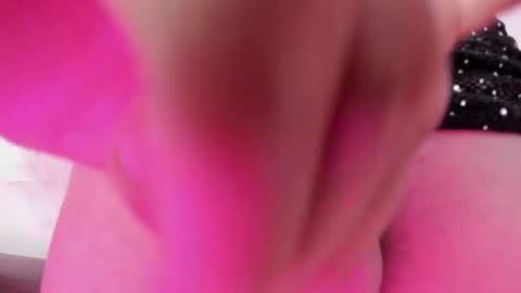 Snapshot of chloee_adams_ chatting on 02-10-25, 11:02 Chloe online show from 02-10-25, 11:02