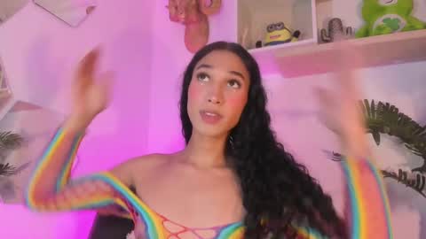 Snapshot of chloee_adams_ chatting on 02-22-25, 08:31 Chloe online show from 02-22-25, 08:31