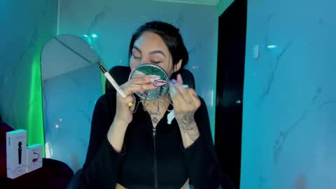 ChloeeThompson online show from 09-25-25, 03:43