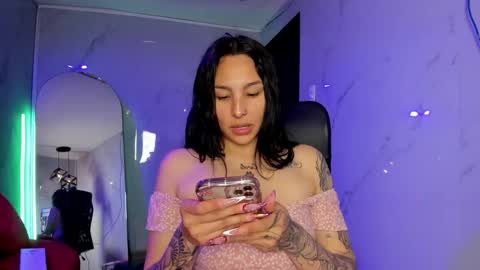 ChloeeThompson online show from 10-07-25, 02:42