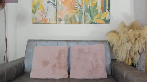 Chloee online show from 09-15-25, 12:49