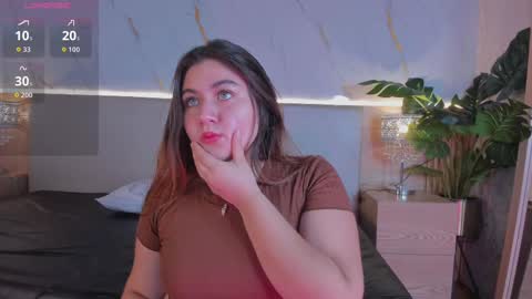 Chloee online show from 11-24-25, 11:43