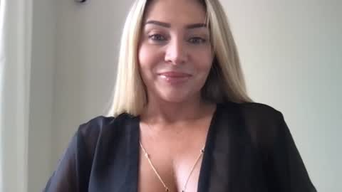 Snapshot of chloefree chatting on 07-01-26, 01:45 Chloe online show from 07-01-26, 01:45