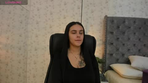  Chloe Harper  online show from 05-28-26, 11:40