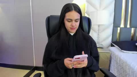 Snapshot of chloeharper_ chatting on 06-04-26, 11:49 Chloe Harper online show from 06-04-26, 11:49