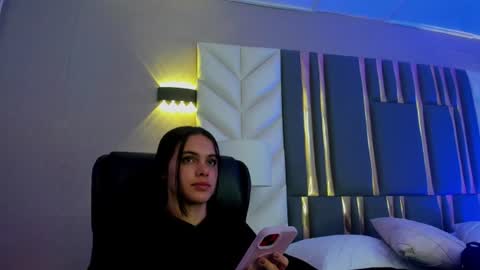 Snapshot of chloeharper_ chatting on 06-26-26, 11:58 Chloe Harper online show from 06-26-26, 11:58