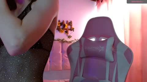 Chloe online show from 01-15-25, 09:09