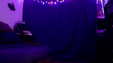 Chloekissxo online show from 03-24-26, 01:43