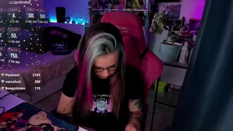 Snapshot of chloekohaku chatting on 02-11-25, 01:20 ChloeKohaku online show from 02-11-25, 01:20