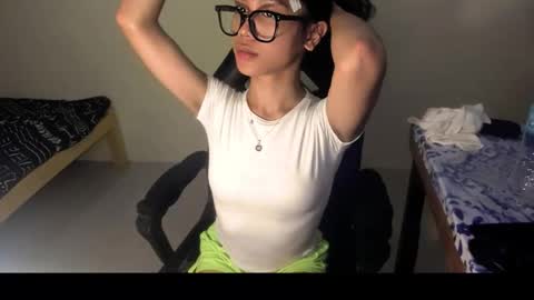 chloelana online show from 01-17-26, 01:10