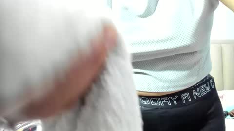 chloemiller   online show from 02-09-26, 10:47