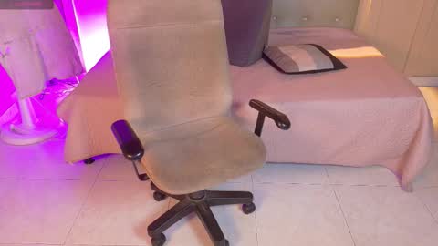 Chloe rosse online show from 10-05-25, 01:15