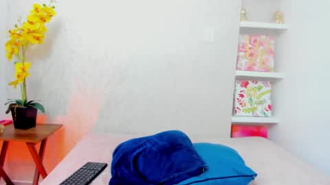 Chloe  online show from 05-21-26, 08:49