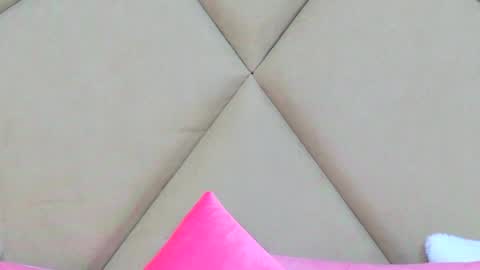 Chloe Vee online show from 03-30-26, 04:57