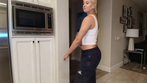 Chloe Babe online show from 08-03-26, 05:28