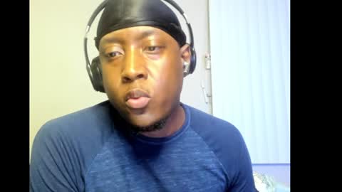 Snapshot of chocdude2877 chatting on 01-05-25, 12:09 Choc online show from 01-05-25, 12:09