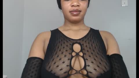 ESTHER online show from 10-06-25, 06:55