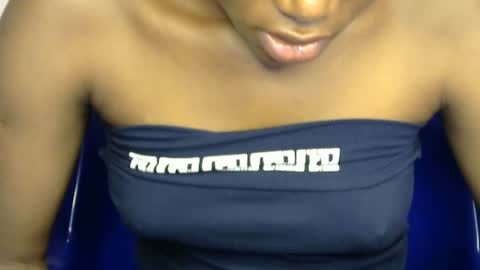 Snapshot of choco_slut7 chatting on 07-04-26, 04:46 HotChocolate online show from 07-04-26, 04:46