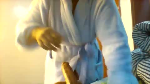 chocobabe002 online show from 12-19-25, 03:46