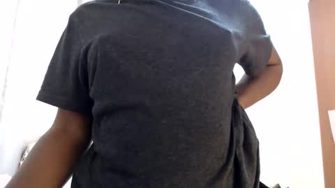 Snapshot of chocolate_desiree chatting on 07-09-26, 08:18 Lofti online show from 07-09-26, 08:18