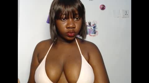 chocolateassgirl61 online show from 09-11-25, 08:36