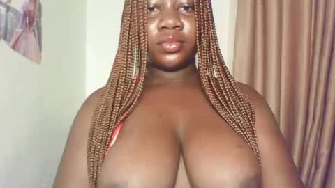 chocolateassgirl61 online show from 01-10-26, 08:05