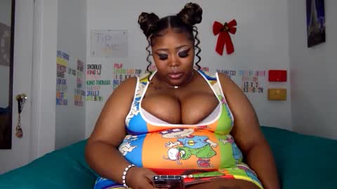 Melina online show from 01-28-25, 01:18