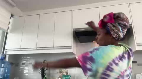 Snapshot of chocolatecakequeen chatting on 11-09-25, 02:59 ChocolateCakeQueen online show from 11-09-25, 02:59