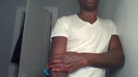 Snapshot of chocolatedolla chatting on 02-22-25, 11:46 chocolatedolla online show from 02-22-25, 11:46