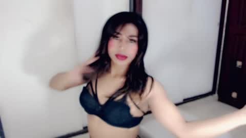 Snapshot of chocolatetriplex chatting on 05-13-26, 06:16 chocolatetriplex online show from 05-13-26, 06:16