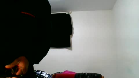 Chocolatinhermoso online show from 01-04-25, 12:27