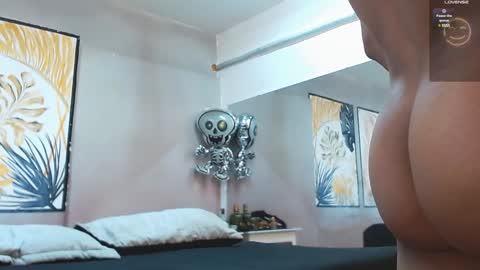 Snapshot of choreythaiylor chatting on 01-26-25, 02:19 Chorey Thaylor online show from 01-26-25, 02:19