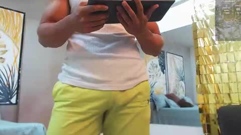 Snapshot of choreythaiylor chatting on 02-13-25, 02:52 Chorey Thaylor online show from 02-13-25, 02:52