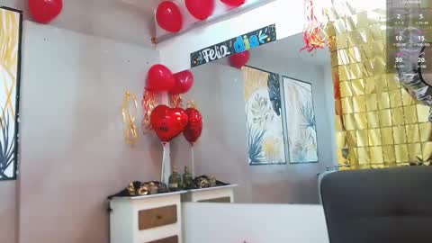 Snapshot of choreythaiylor chatting on 02-18-25, 05:53 Chorey Thaylor online show from 02-18-25, 05:53