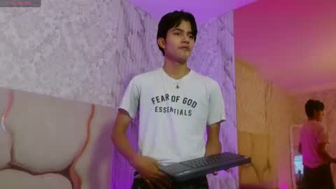 chos_tay online show from 06-27-26, 11:26