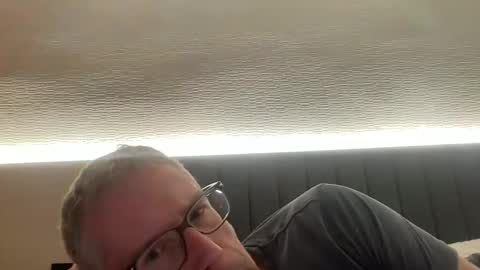 choupipat1 online show from 10-21-25, 10:54