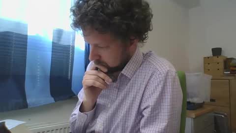 chr35is09 online show from 03-04-25, 10:46