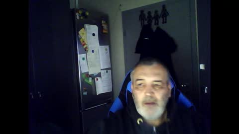 Snapshot of chris250268 chatting on 05-03-26, 05:46 Chris online show from 05-03-26, 05:46