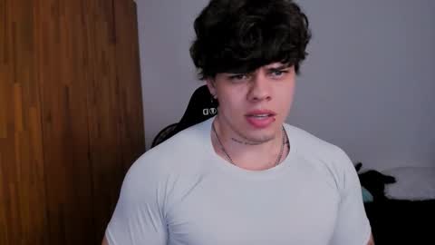 Chris Cooper Independent model online show from 02-11-25, 06:40