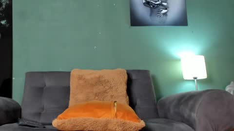 Snapshot of chris_macgregoor chatting on 01-24-25, 07:49 Chriz online show from 01-24-25, 07:49