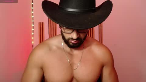 cris         Twitter magnum101010 insta magnumc20 online show from 05-15-26, 11:39