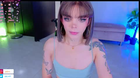 juli   Instagram july rv17 - Twitter juli rv17     online show from 03-11-25, 12:28