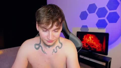 Chris Tyson online show from 02-07-25, 01:04