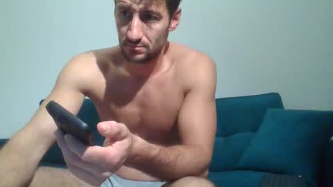 chrisaron online show from 11-22-25, 04:33