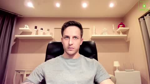 Snapshot of chriscarrey chatting on 02-06-25, 04:10 Chris online show from 02-06-25, 04:10