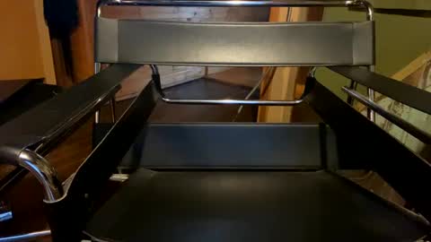 Snapshot of chrise622771 chatting on 01-05-25, 09:36 Christian E online show from 01-05-25, 09:36