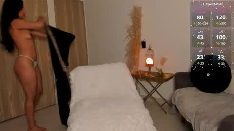 Snapshot of chrishell_ chatting on 06-04-26, 08:04 Chrishell online show from 06-04-26, 08:04