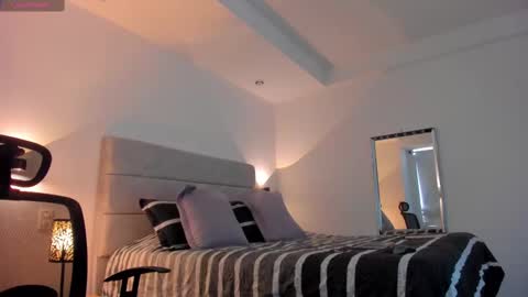 chrismorgan24 online show from 09-18-25, 07:16